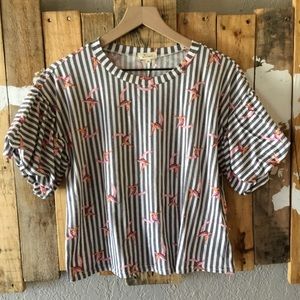 Duets Boxy stripe puffy sleeve top with flowers